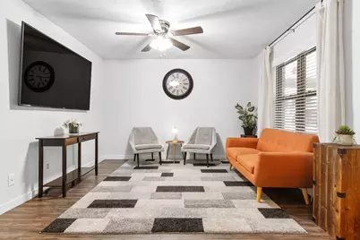 1421 S 12th Street #109, Waco, TX 76706 - Photo 1