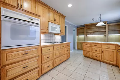 614 Brookfield Drive, Garland, TX 75040 - Photo 9