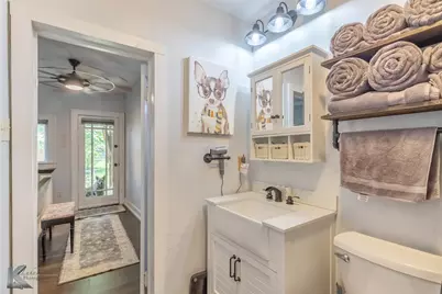 202 E Ross Street, Rising Star, TX 76471 - Photo 25