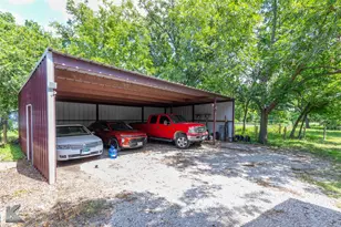 202 E Ross St, Rising Star, TX 76471 - Photo 37