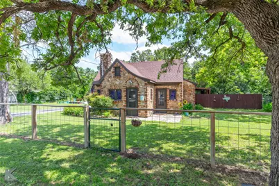 202 E Ross Street, Rising Star, TX 76471 - Photo 5