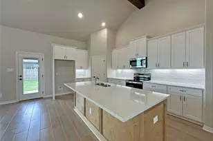 402 Juniper Dr, Troy, TX 76579 - Photo 5