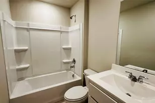 380 Wildrose Cir, Cleburne, TX 76033 - Photo 15