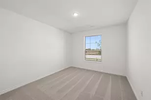 1905 Mohican Dr, Cleburne, TX 76033 - Photo 11