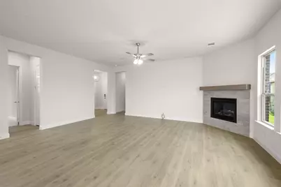 417 Daybreak Drive, Waxahachie, TX 75167 - Photo 13