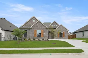 417 Daybreak Dr, Waxahachie, TX 75167 - Photo 3