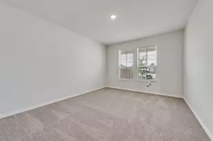 808 Hayes Ct, Crowley, TX 76036 - Photo 17