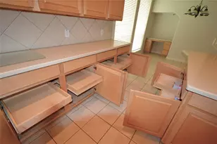 1120 Surrey Ln, Allen, TX 75013 - Photo 13