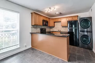 5234 Fleetwood Oaks Ave, Dallas, TX 75235 - Photo 7