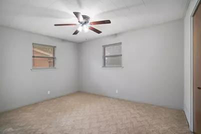 215 NE 32nd Street, Paris, TX 75460 - Photo 17