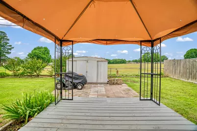 215 NE 32nd Street, Paris, TX 75460 - Photo 5