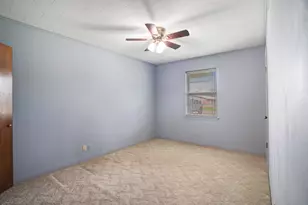 215 NE 32nd St, Paris, TX 75460 - Photo 19