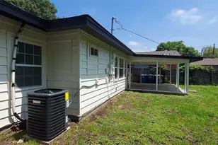 12202 Bellafonte Dr, Dallas, TX 75243 - Photo 13