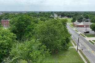 520 E Brockett St, Sherman, TX 75090 - Photo 7