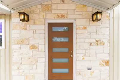 1109 E Navarro Avenue, Mart, TX 76664 - Photo 7