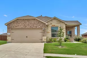 9752 New Bern Dr, Fort Worth, TX 76108 - Photo 1