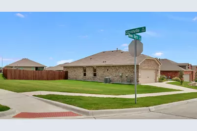 9752 New Bern Drive, Fort Worth, TX 76108 - Photo 3