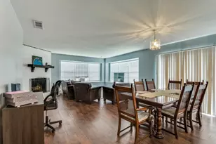 825 Cherry Hills Dr, Lancaster, TX 75134 - Photo 9