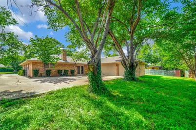 6021 Sycamore Creek Road, Edgecliff Village, TX 76134 - Photo 5