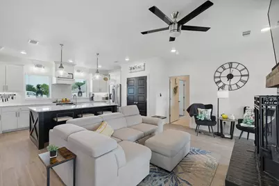 121 Bluegrass Trail, Springtown, TX 76082 - Photo 9