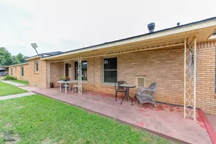 503 S Central Ave, Knox City, TX 79529 - Photo 7