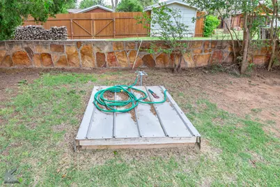 503 S Central Avenue, Knox City, TX 79529 - Photo 9