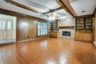 1420 Porto Bello Ct, Arlington, TX 76012 - Photo 3