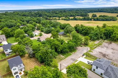 2204 Polk Street, Greenville, TX 75401 - Photo 13