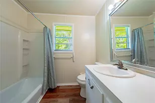 522 E Kempner St, Mabank, TX 75147 - Photo 17