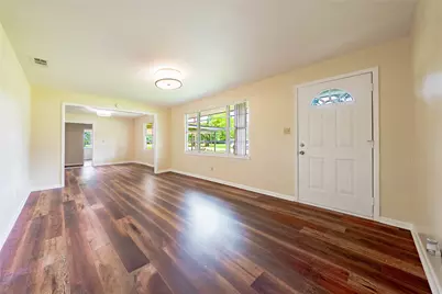 522 E Kempner Street, Mabank, TX 75147 - Photo 3