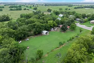 571 S 1st St, Point, TX 75472 - Photo 23