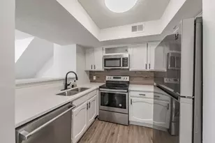 3101 Sondra Dr, Fort Worth, TX 76107 - Photo 5