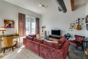 2502 Live Oak St, Dallas, TX 75204 - Photo 1