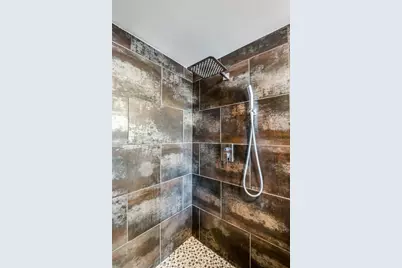 2502 Live Oak Street #322, Dallas, TX 75204 - Photo 17
