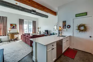 2502 Live Oak St, Dallas, TX 75204 - Photo 5