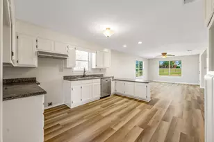 1841 Co Rd 428, Stephenville, TX 76401 - Photo 15