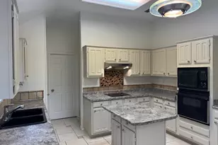 526 Greenwich Ln, Coppell, TX 75019 - Photo 11