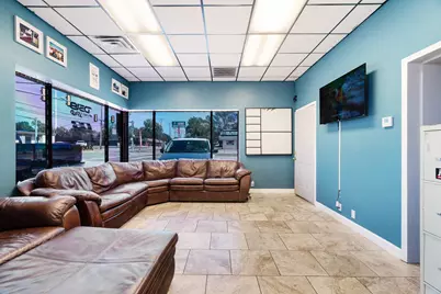 1626 Lamar Avenue, Paris, TX 75460 - Photo 17