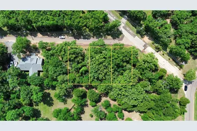 193 Cedar Oaks Drive, Mabank, TX 75156 - Photo 1