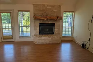 525 Peach Tree Rd, Mabank, TX 75156 - Photo 5