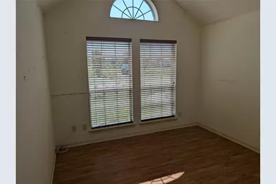 525 Peach Tree Road, Mabank, TX 75156 - Photo 13