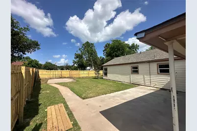 107 McArthur Lane, Cleburne, TX 76031 - Photo 25