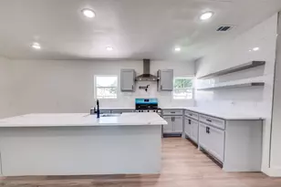 107 McArthur Ln, Cleburne, TX 76031 - Photo 3