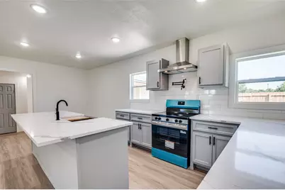 107 McArthur Lane, Cleburne, TX 76031 - Photo 1