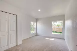 107 McArthur Ln, Cleburne, TX 76031 - Photo 13