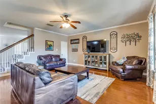 1328 Castlegar Ln, Fort Worth, TX 76247 - Photo 7