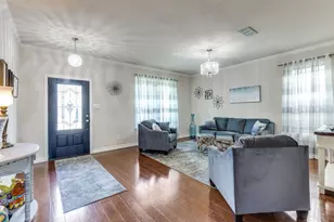 1328 Castlegar Ln, Fort Worth, TX 76247 - Photo 3