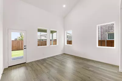 14118 Gallatin, Pilot Point, TX 76258 - Photo 5