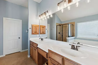 6806 Bear Lane, Greenville, TX 75402 - Photo 17