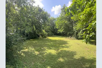 712 E 3rd Avenue, Corsicana, TX 75110 - Photo 9